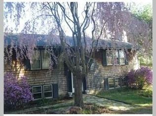 109 Pine Hill Ave, Johnston, RI 02919