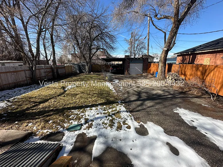 2521 Gramercy Ave #1 — Photo 13