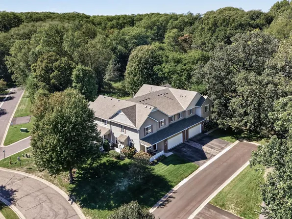 703 Maple Hills Dr APT D, Maplewood, MN 55117