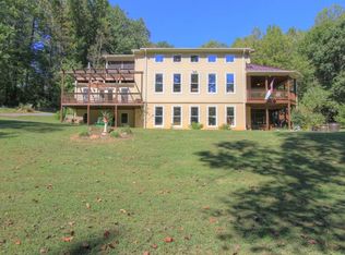 249 Blue Rock Ln, Roseland, VA 22967