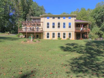249 Blue Rock Ln, Roseland, VA, 22967