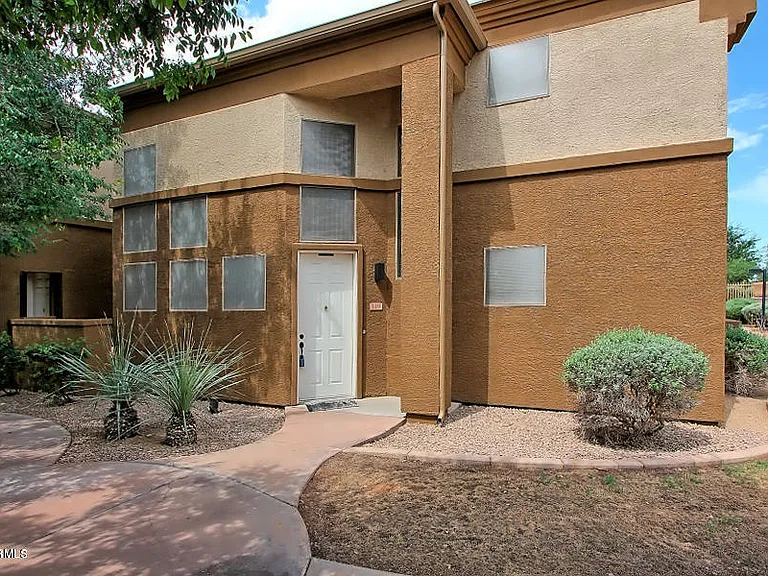 1445 E Broadway Rd #119 — Photo 3