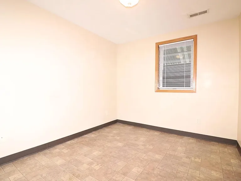 1826 S Grange Ave #A — Photo 6