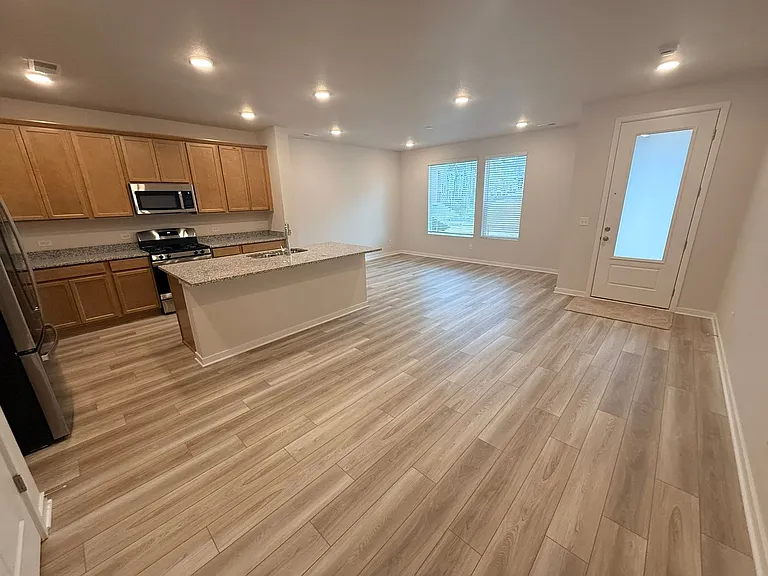2764 Blue Iris Dr — Photo 6