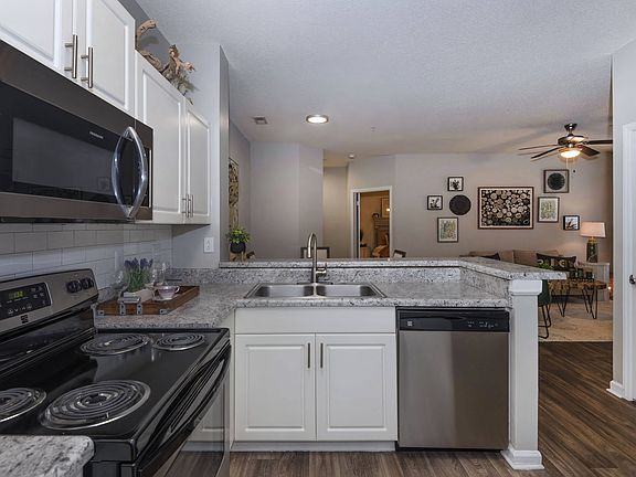 5th image of 2400 Whitehall Estates Dr #2418A