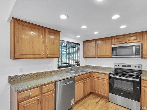 5th image of 3703 S Mission Parkway