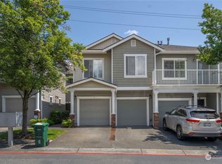 4900 Talbot Rd S #F, Renton, WA 98055