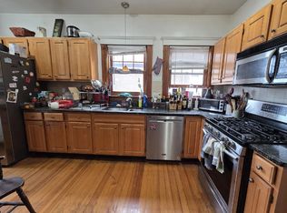 255 Winchester St #2B, Brookline, MA 02446
