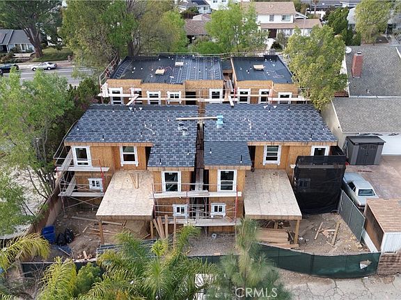 4th image of 11348 Reseda Blvd