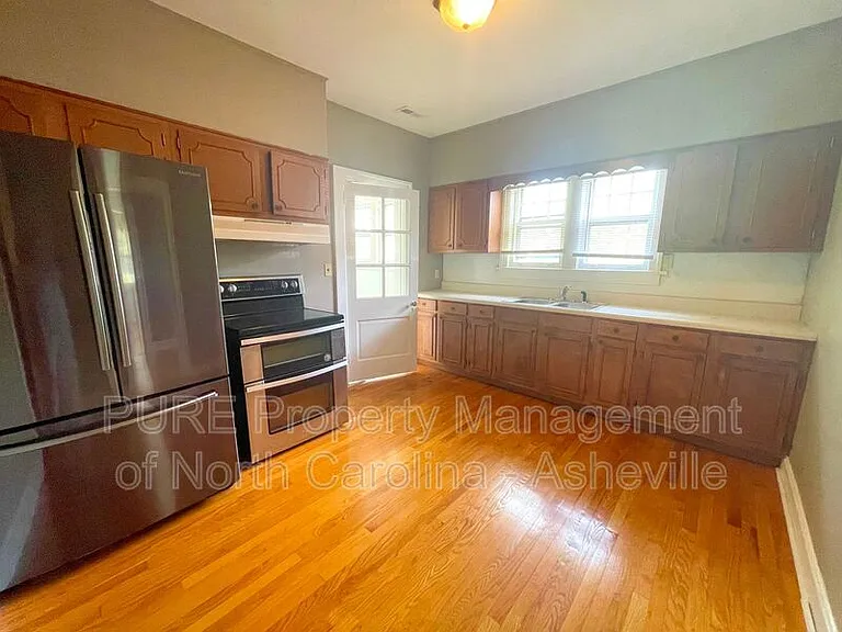 21 Vermont Ave #1 — Photo 6