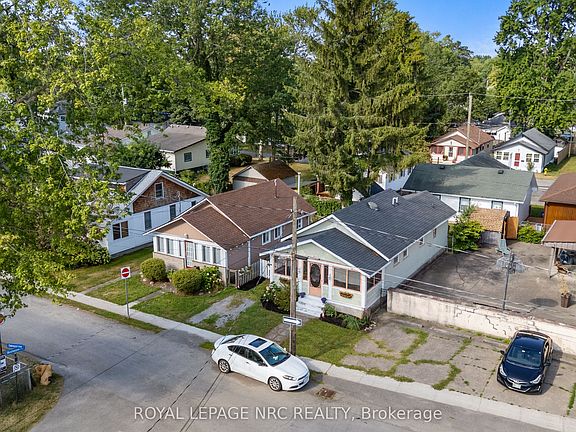 5th image of 373 Oakwood Ave
