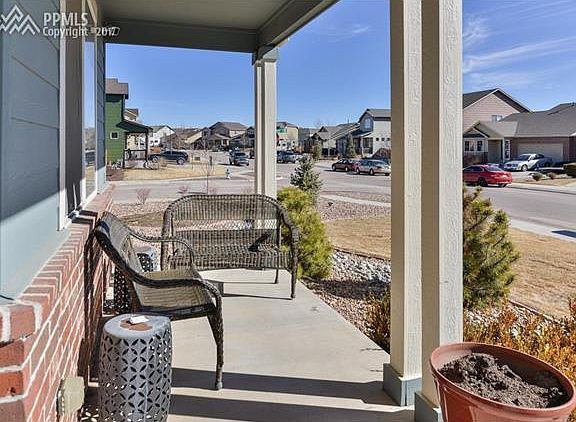 3rd image of 2074 Bucolo Ave
