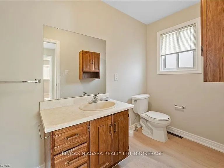 6344 Drummond Rd #1 — Photo 15