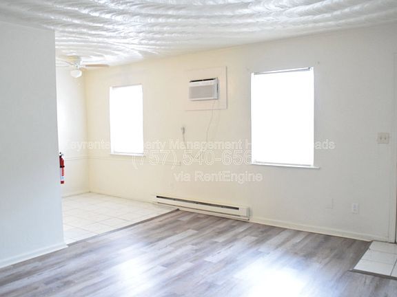 4th image of 4670 Kincaid Ave APT F