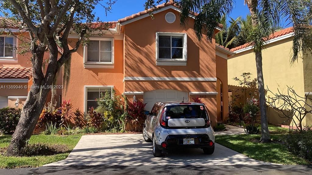 1812 E Trafalgar Cir, Hollywood, FL 33020 | Zillow