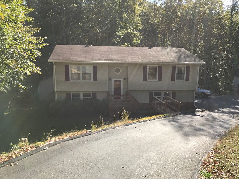 1st image of 5 Edgewood Cir