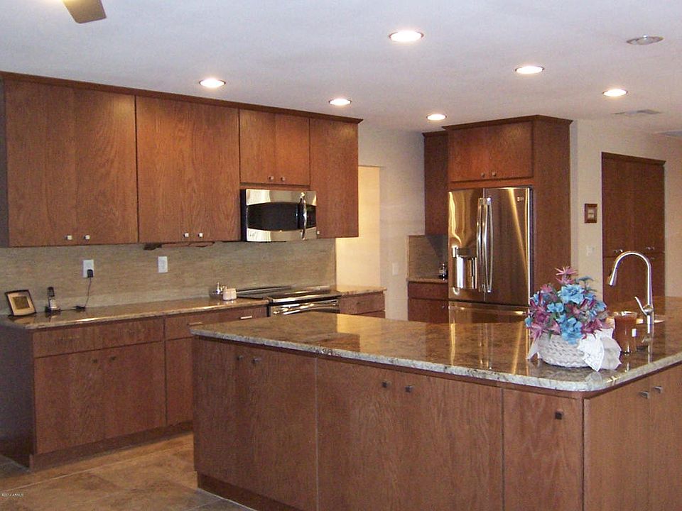 1st image of 9802 W Evergreen Dr