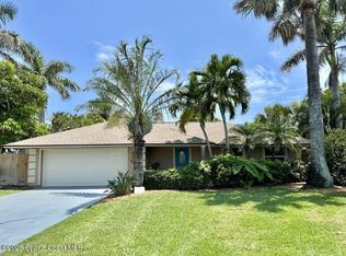 1860 Bel Ct, Indialantic, FL 32903