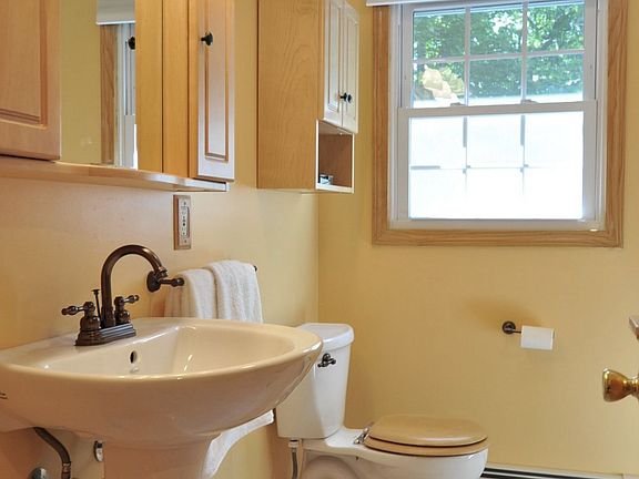 Full Bath ~ Updated 2009