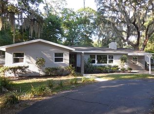 2109 Oakwood Dr, Valrico, FL 33594