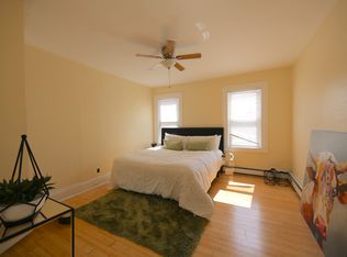92 Vinton St, Providence, RI 02909