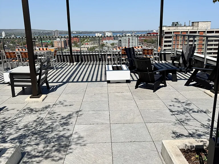 212 King William St #1220 — Photo 29