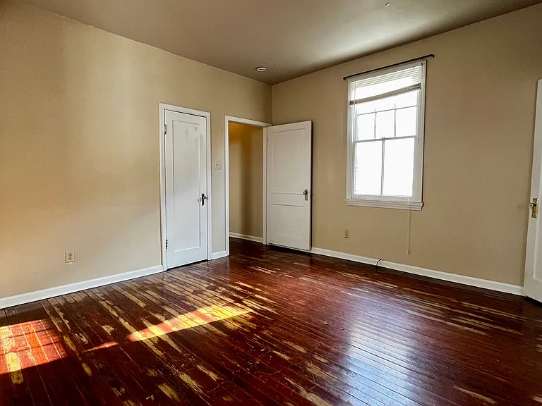 2671 Gladiolus St — Photo 12