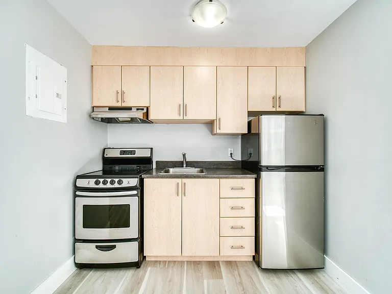 6411 South St — Photo 7