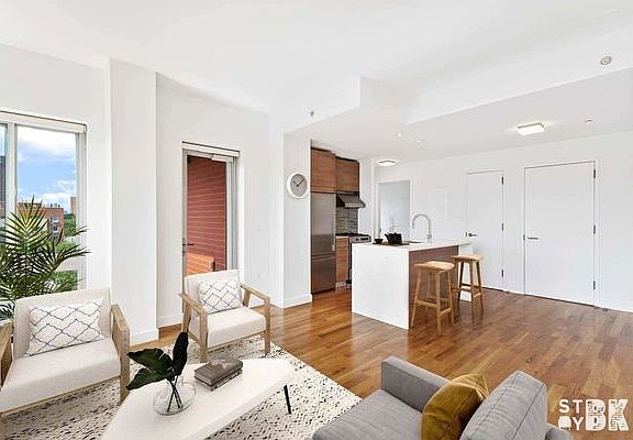 4th image of 291 Greene Ave #7A