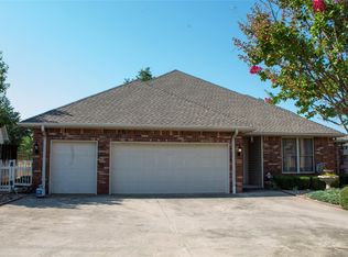 301 Larsh Ln, Ada, OK 74820