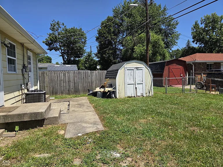 3845 Asbury St — Photo 21