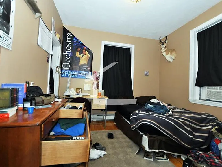 12 Glenville Ave #4 — Photo 5