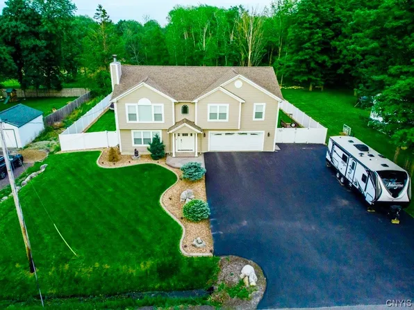 5186 Kasson Rd, Syracuse, NY 13215