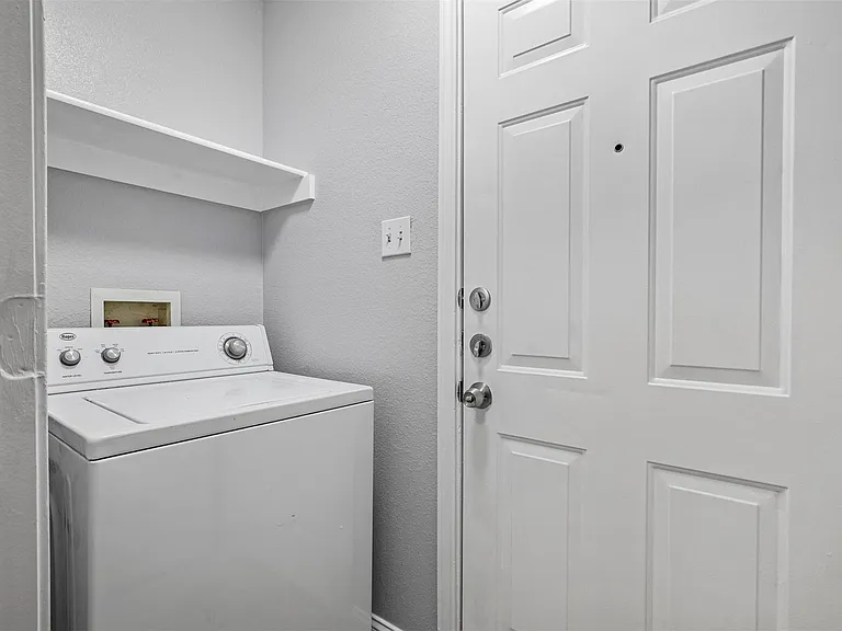 1533 Prescott Dr — Photo 13