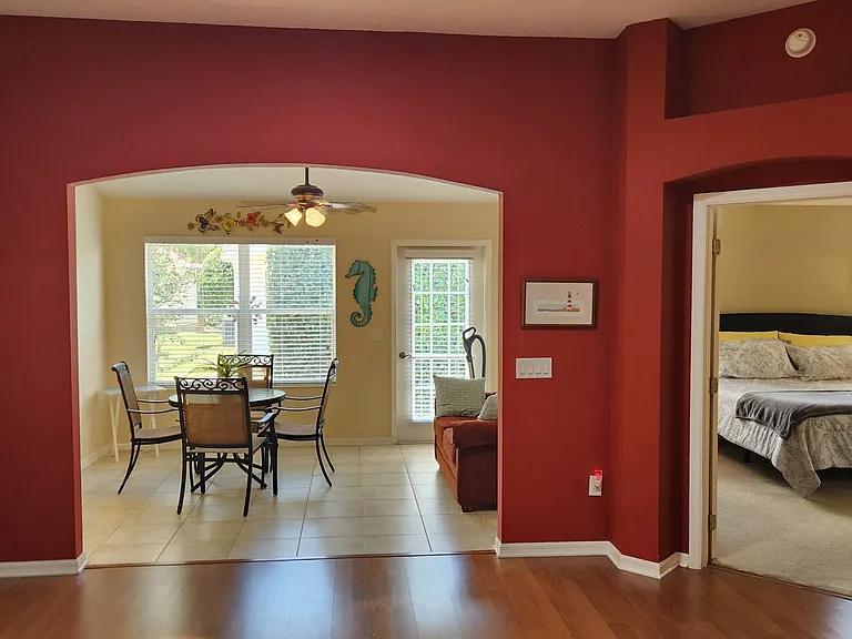 1426 Forest Acres Dr — Photo 16