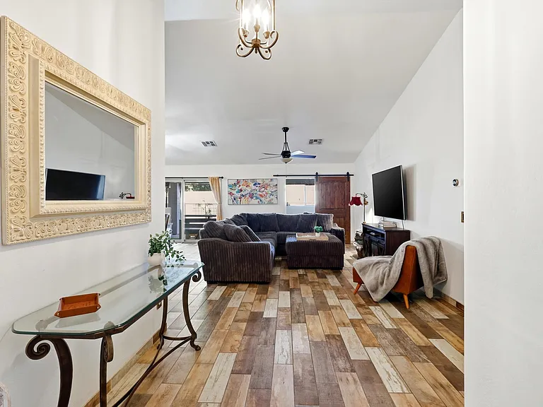 15276 W Watson Ln — Photo 23