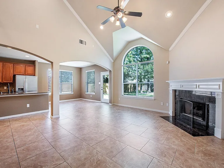 158 Rocky Point Dr — Photo 11