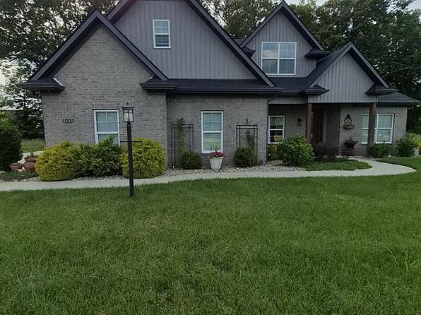1031 Southwind Dr, Paducah, KY 42001