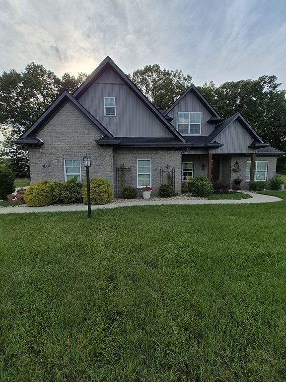 1031 Southwind Dr - Property Image