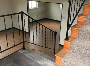 1040 2nd St APT A, Charleston, IL 61920