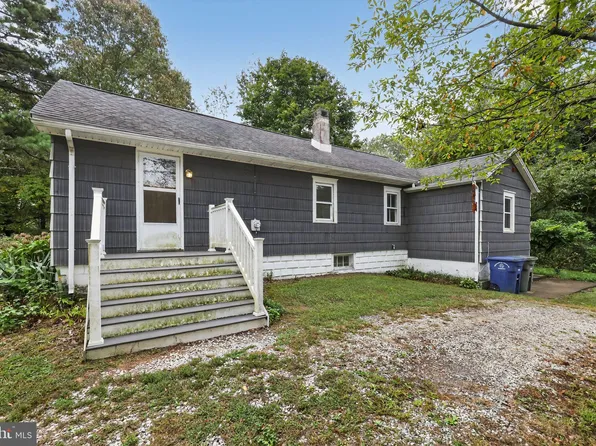 945 Washington Ave, Williamstown, NJ 08322