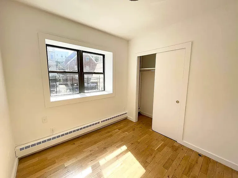 169 W 228th St #2A — Photo 9