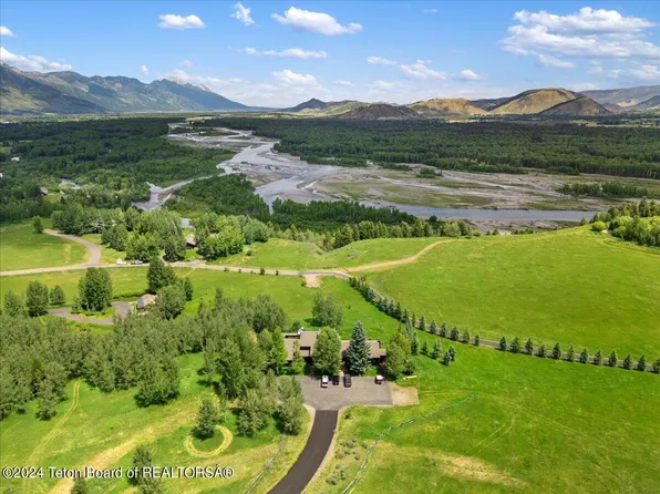 3100 S Fall Creek Rd #1, Wilson, WY 83014