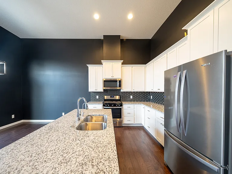 13369 Bronze Pkwy — Photo 8