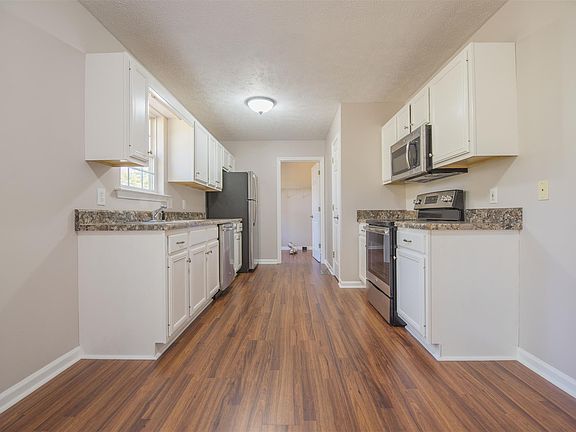 4th image of 1202 Grantland Ave
