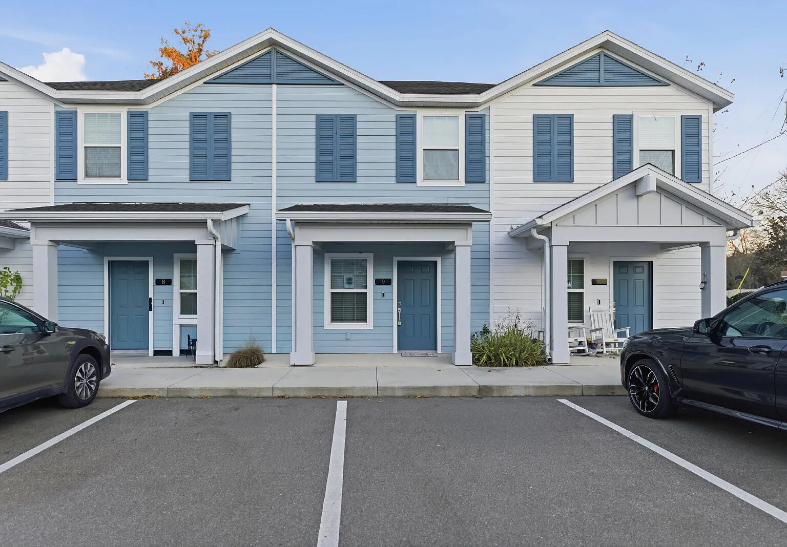 2 bed, 2.5 bath, 1186 sqft, $1,425 — Photo 1