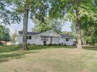 621 Rankin Rd, Independence, MO 64055