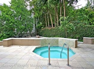 13205 Riverside Dr APT 302, Sherman Oaks, CA 91423