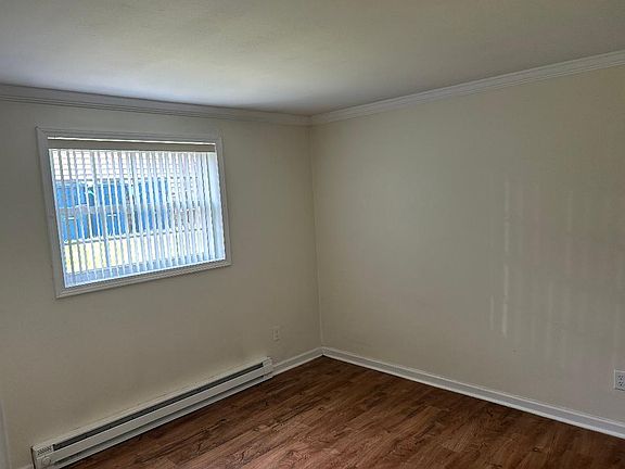 3rd image of 2709 North Dr Unit 1