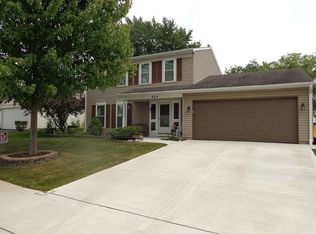 809 Kansas St, Carol Stream, IL 60188
